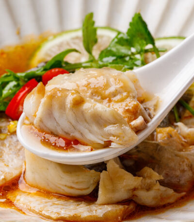 紅杉宅料理｜紅杉食品｜料理包/冷凍食品/團購/批發商/食品工廠/客製化料理包/調理包_清蒸鱸魚排-無刺