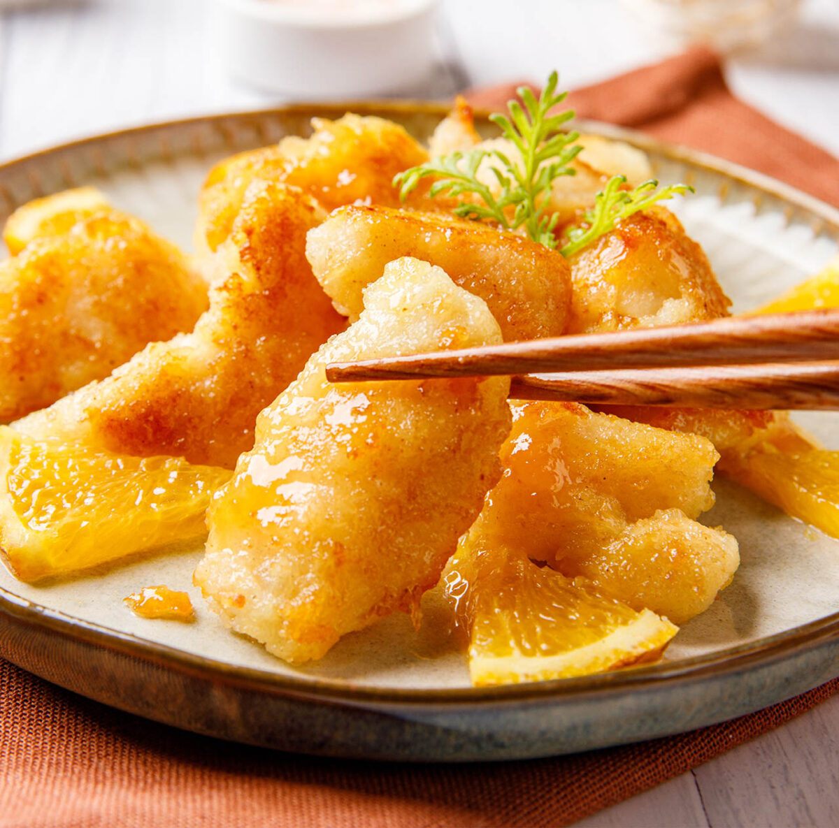 【熱銷】酥脆菲力魚塊佐糖醋/橙汁醬：圖片 2